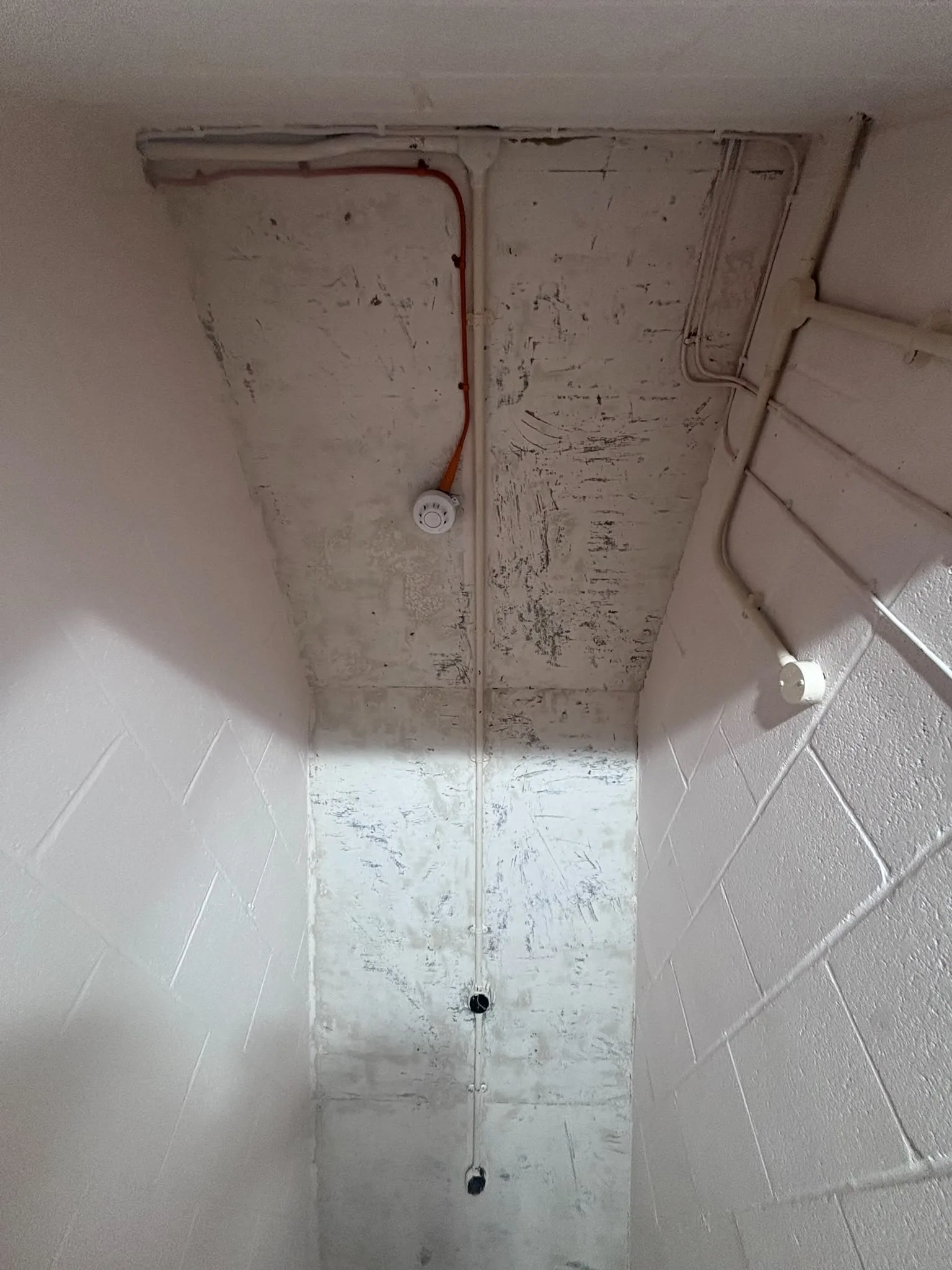Licensed asbestos gasket removal in a Putney commercial property